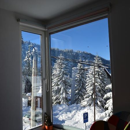 Nest Apartment Яхорина Екстериор снимка