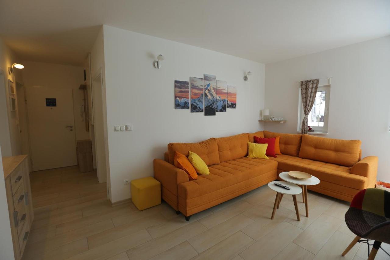 Nest Apartment Яхорина Екстериор снимка