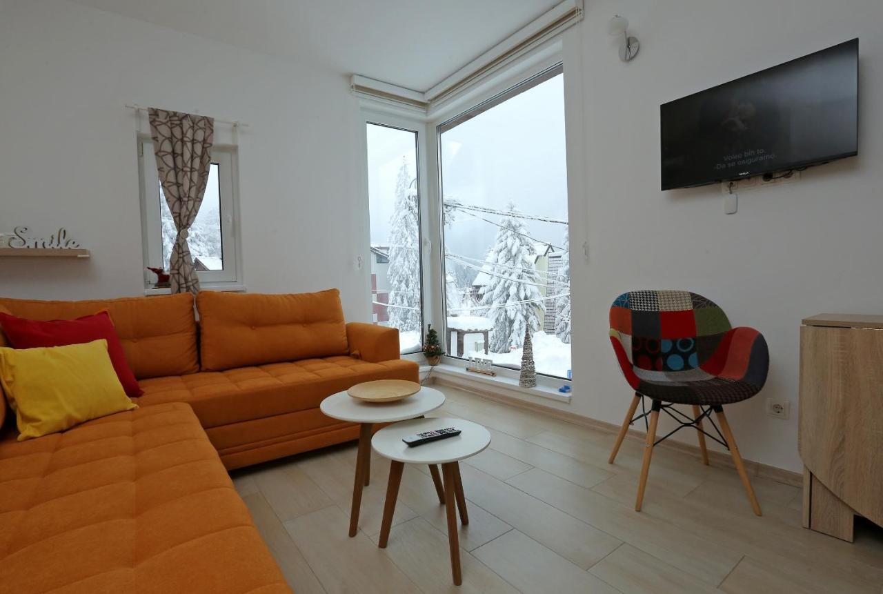Nest Apartment Яхорина Екстериор снимка