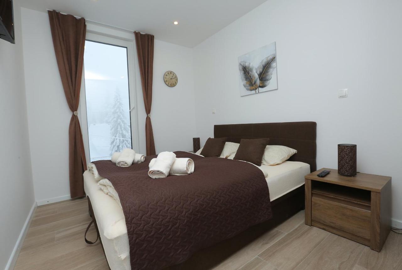 Nest Apartment Яхорина Екстериор снимка
