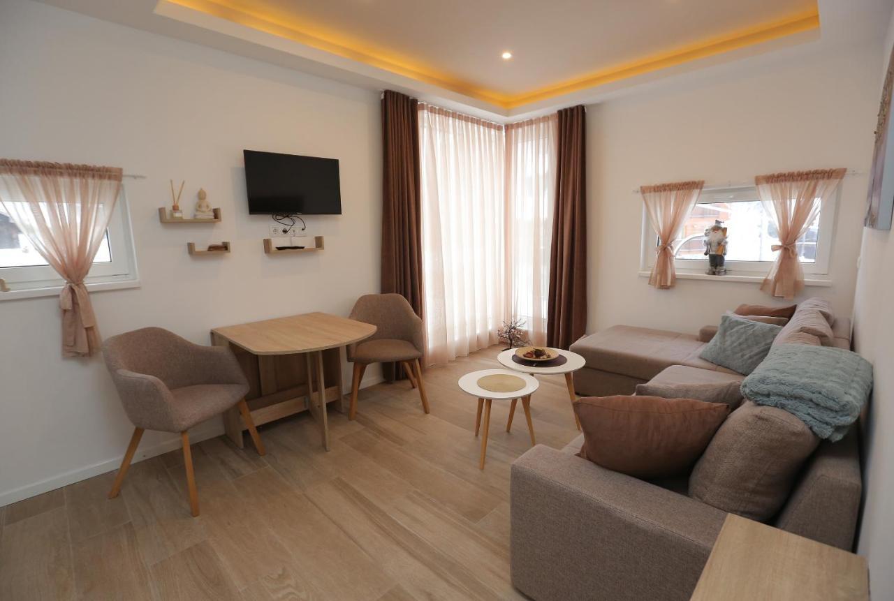 Nest Apartment Яхорина Екстериор снимка