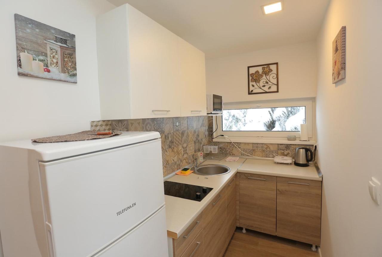 Nest Apartment Яхорина Екстериор снимка