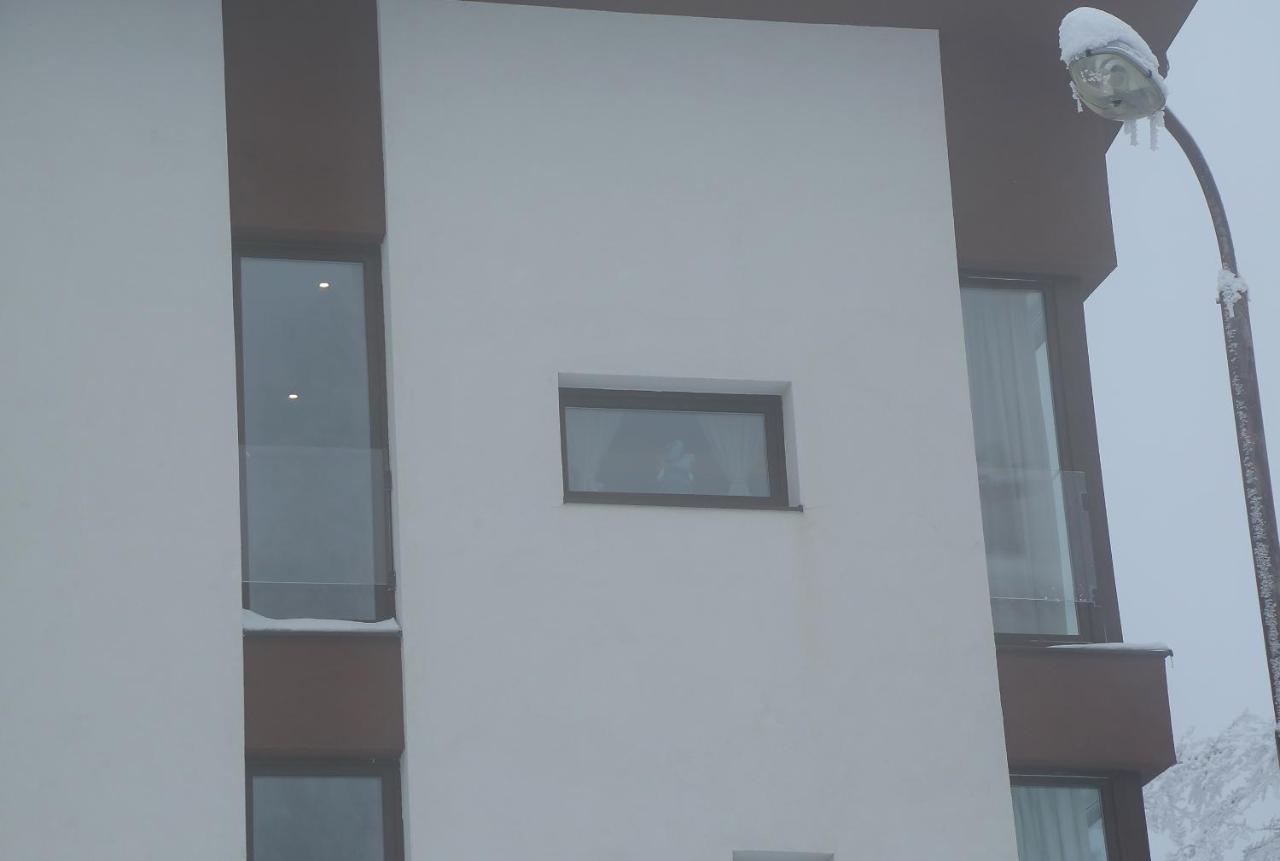 Nest Apartment Яхорина Екстериор снимка
