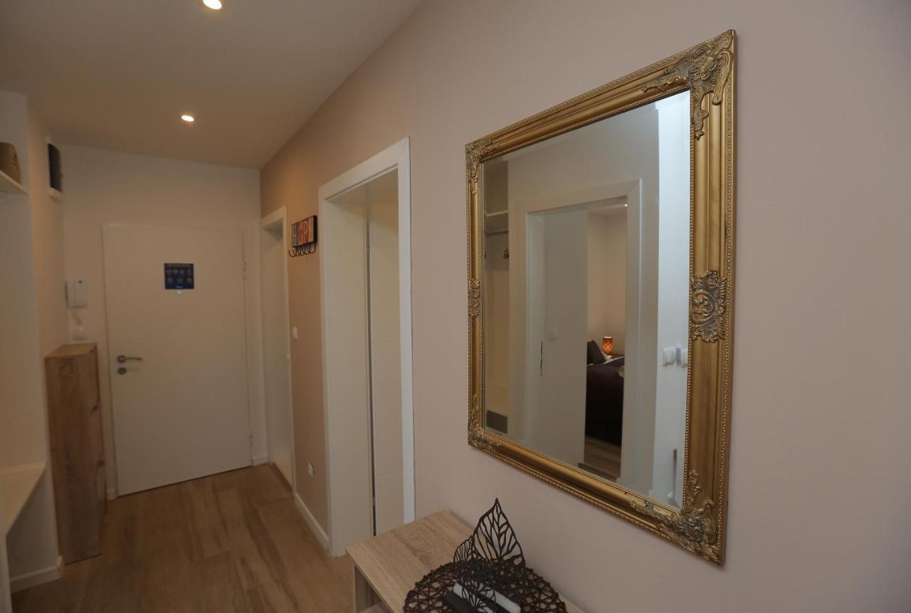 Nest Apartment Яхорина Екстериор снимка